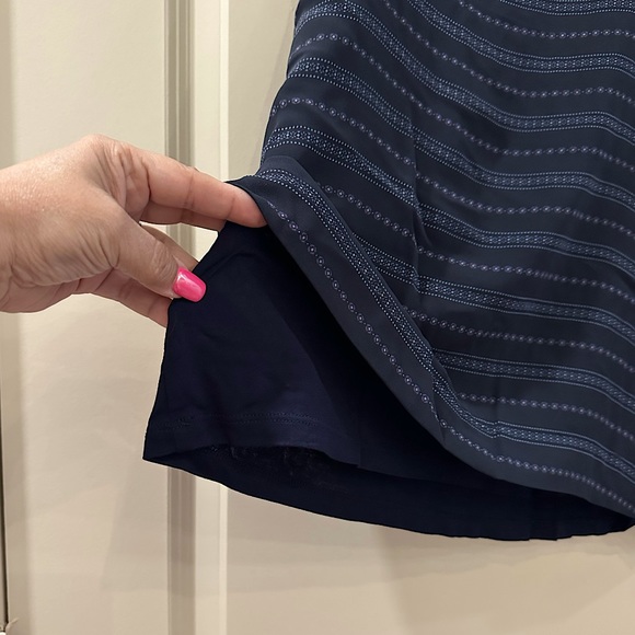 Ann Taylor Tank - Picture 3 of 4